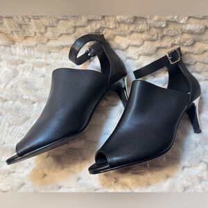 MIDNIGHT VELVET ‘Contrast Heel Shootie’ Black/silver Women’s Size 8 1/2M EUC